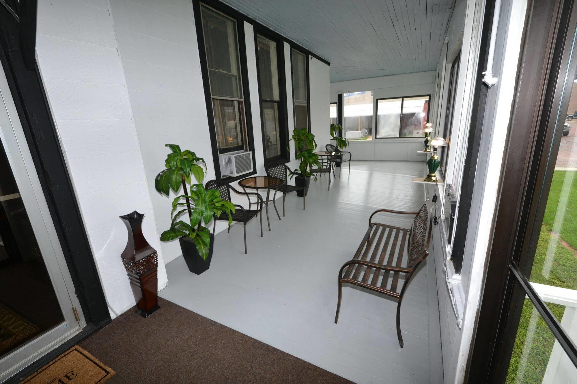 Perfect Stay Inn & Suites Blair Ngoại thất bức ảnh